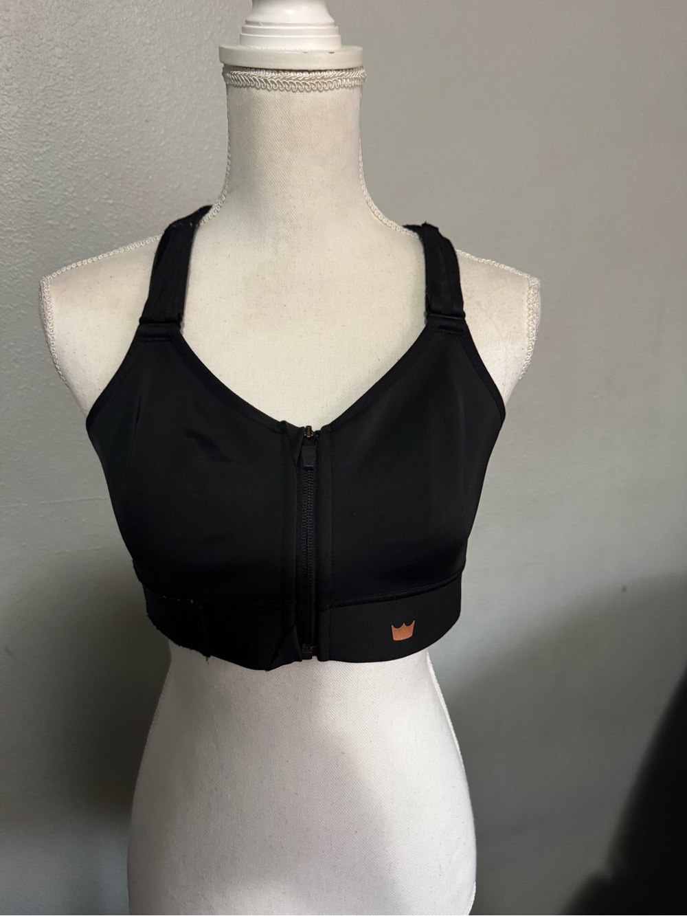 SHEFIT Black Front-Zip Sports Bra - Women Intimates & Sleepwear